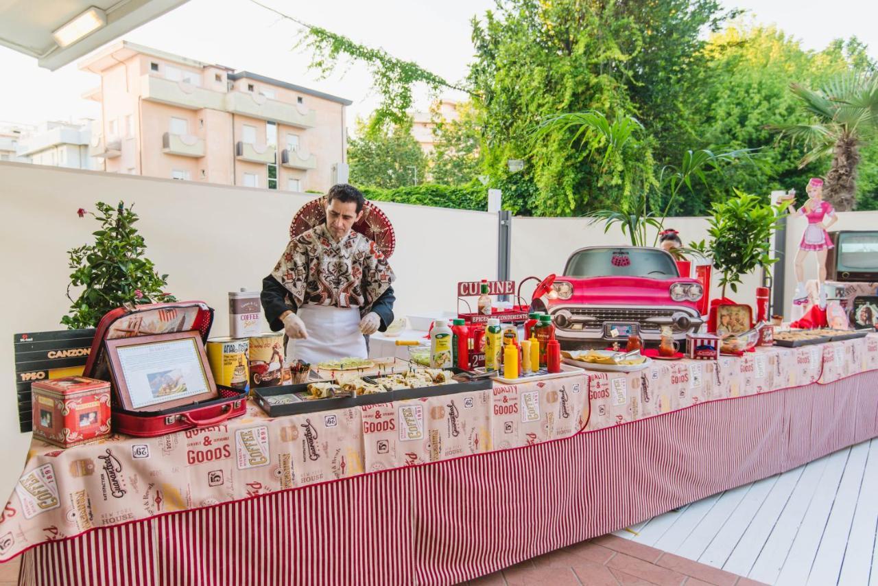Hotel Villa Del Parco Rimini Eksteriør billede